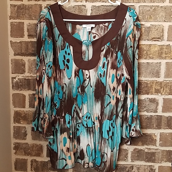 dressbarn Tops - ❤Dressbarn Crinkle Top